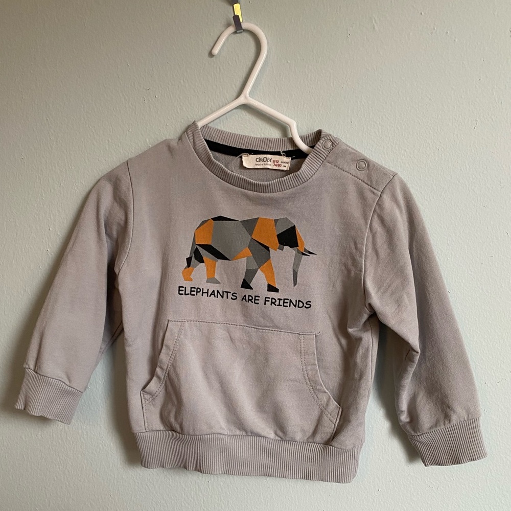 Cikoby Elephant crew neck sweater